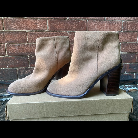 KDB Kelsi Dagger Suede boots Size 9us - Picture 2 of 7
